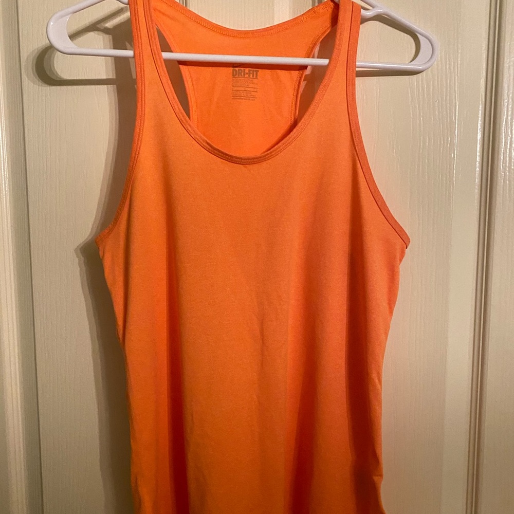 Nike tank